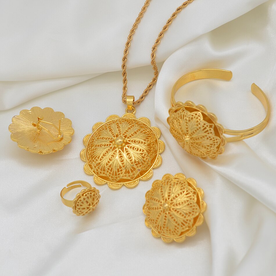 Eritrean and Ethiopian Jewelry - Ethiopian Traditional Dress